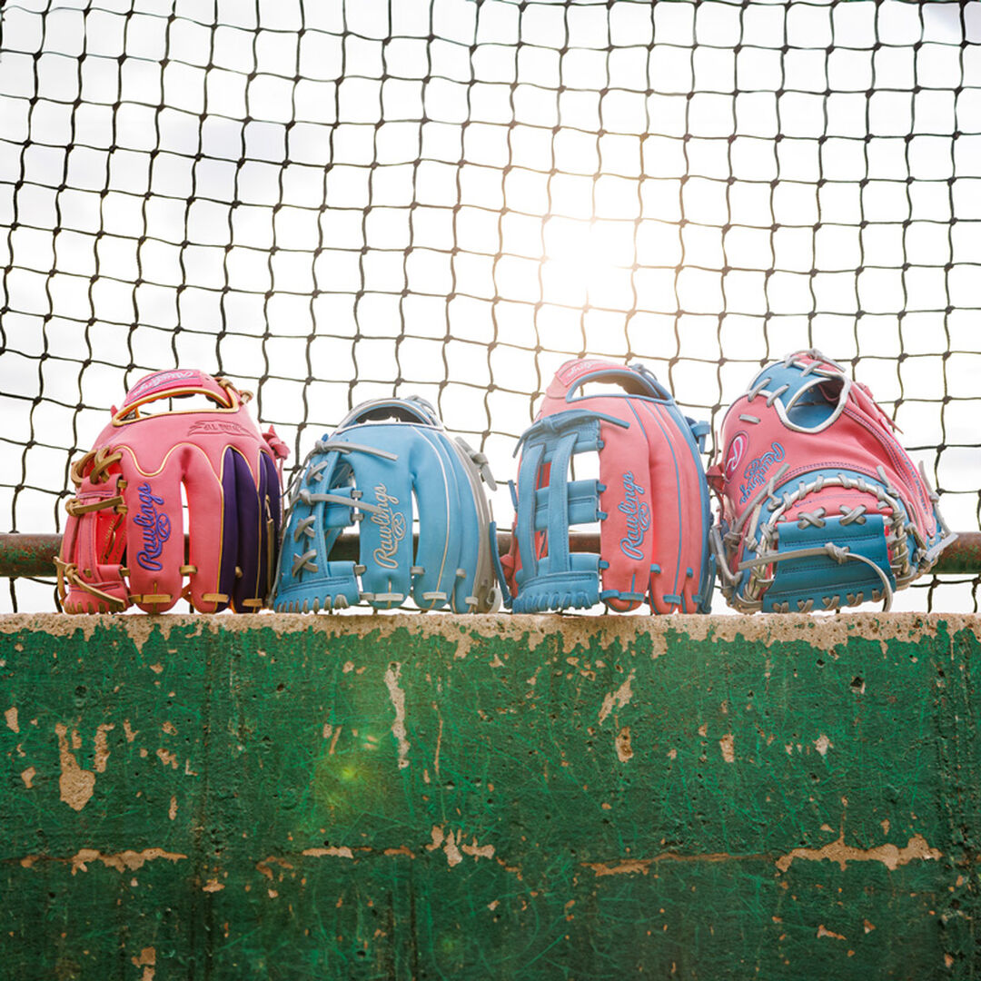 Exclusive Heart of the Hide ContoUR Fit Outfield Glove, Right Hand Throw
