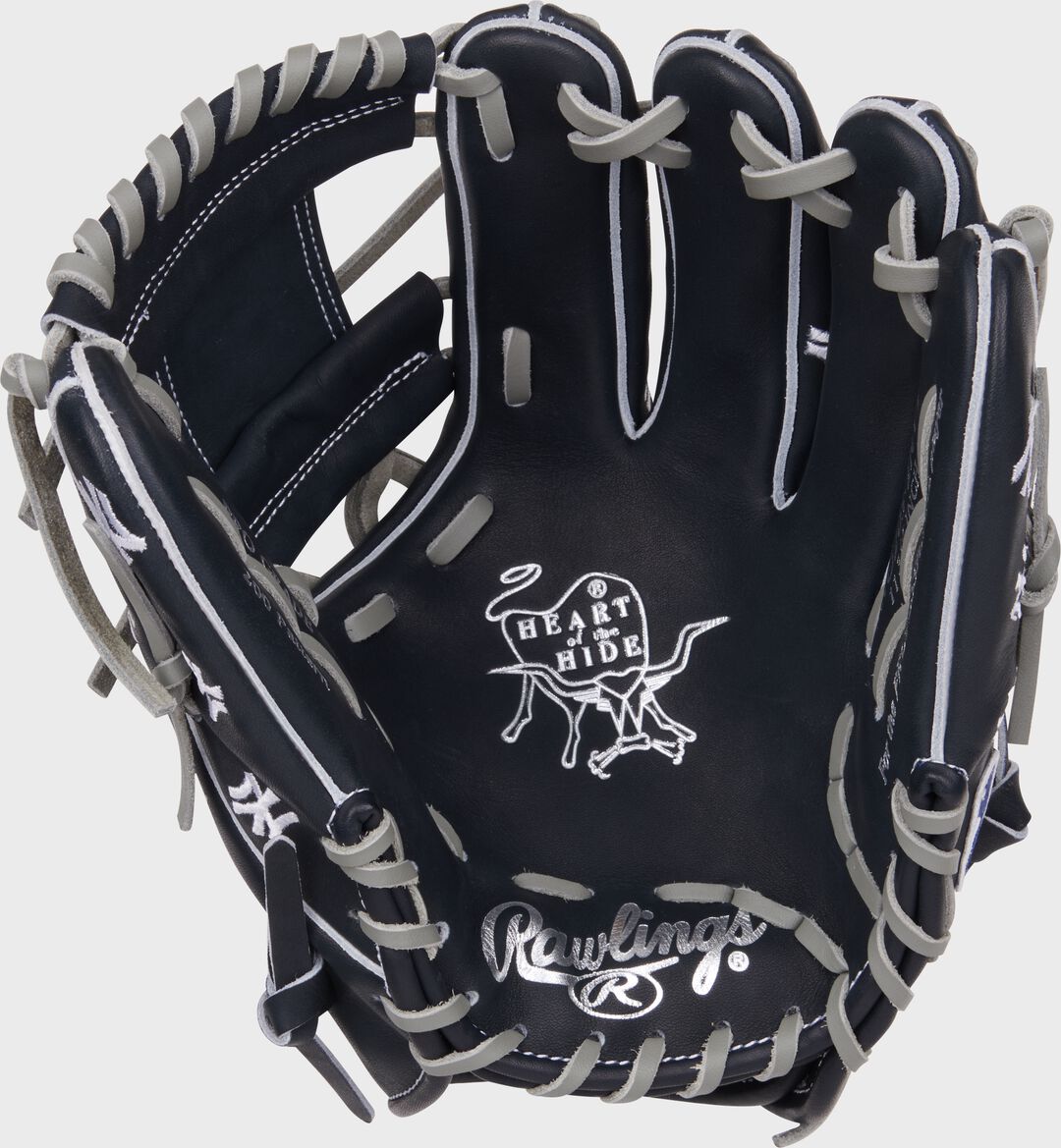 New York Yankees Heart of the Hide 11.75-Inch Infield Glove