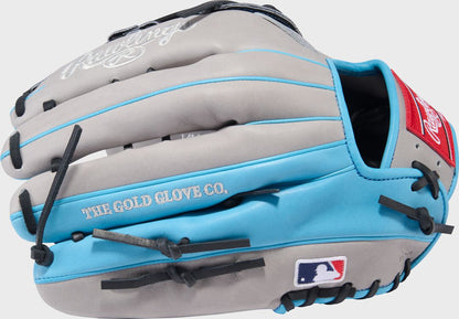 Gameday 57 Series Ian Happ Heart of the Hide Glove, Right Hand Throw
