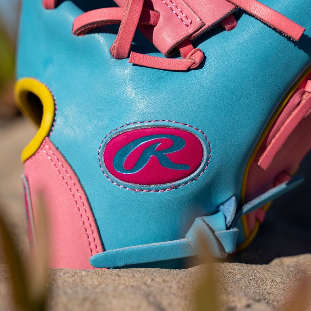 Rawlings Heart of the Hide Spring Break 11.5 Inch Infield Glove, Right Hand Throw