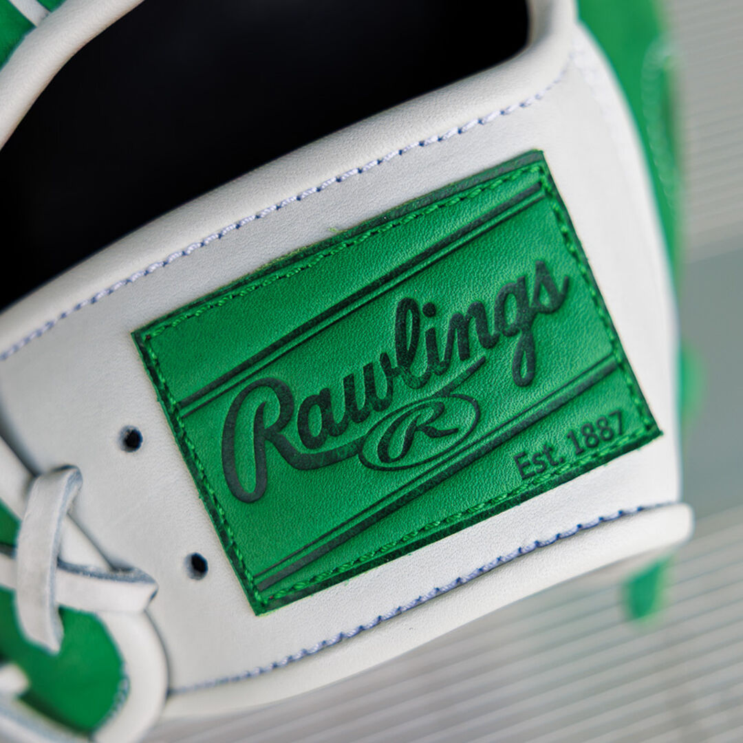Exclusive Heart of the Hide 11.5-Inch Kelly Green Infield Glove, Right Hand Throw