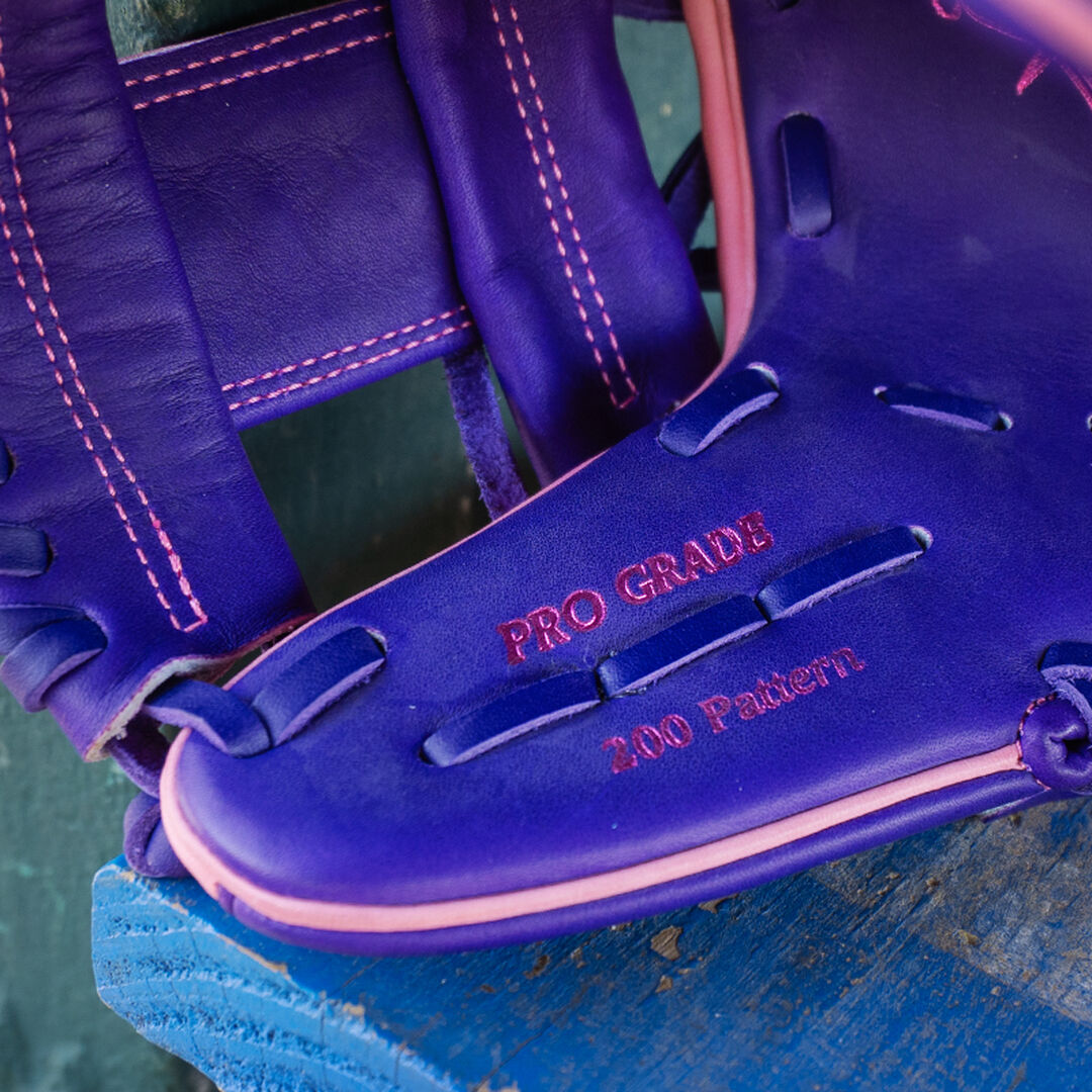 Exclusive 11.5-inch R2G Heart of the Hide Infield Glove, Right Hand Throw