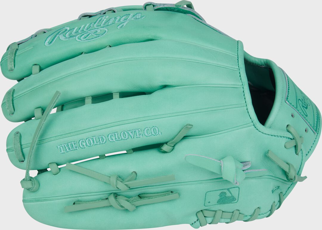 Heart of the Hide 12.75-Inch Mint Outfield Glove