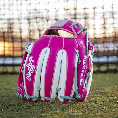 Rawlings Exclusive Berry 11.5 Inch Infield Glove, Right Hand Throw