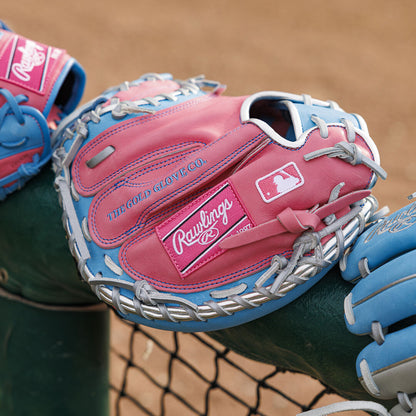 Exclusive Heart of the Hide 32.5" Catcher's Mitt, Right Hand Throw